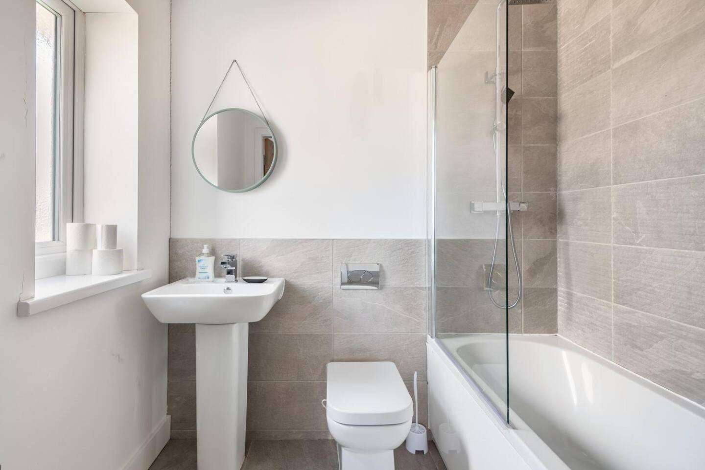 Luxurious 3-Bed Penthouse In Sheffield Apartman Handsworth Kültér fotó