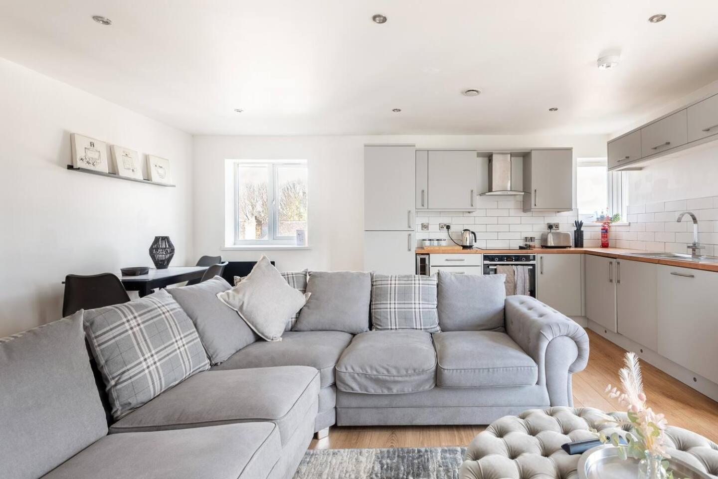 Luxurious 3-Bed Penthouse In Sheffield Apartman Handsworth Kültér fotó